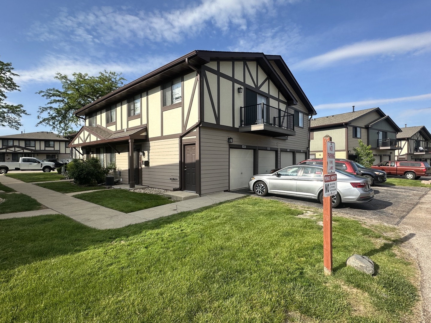 Homes for sale in Hanover Park, IL | 1475 Sacramento Dr #1475, Hanover Park, IL 60133 | MLS# 12657468