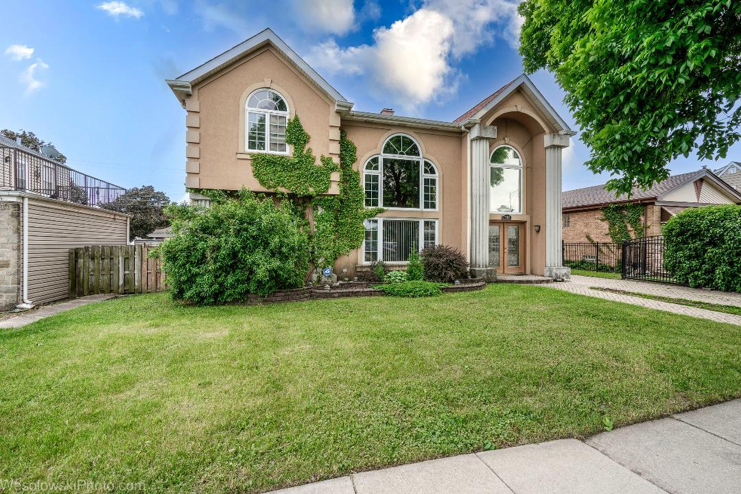 Homes for sale in Harwood Heights, IL | 7305 W Foster Ave, Harwood Heights, IL 60706 | MLS# 12657527