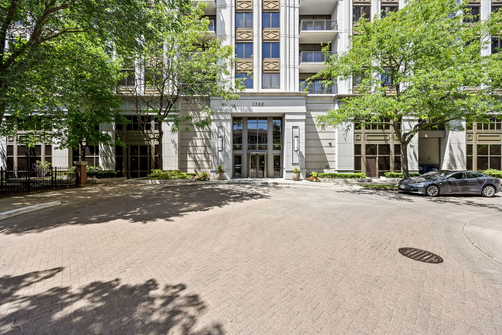 Homes for sale in Chicago, IL | 1322 S Prairie Ave #804, Chicago, IL 60605 | MLS# 12657618