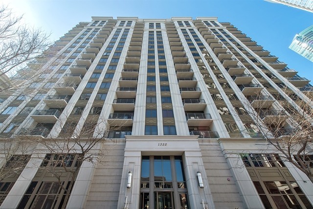 Homes for sale in Chicago, IL | 1322 S Prairie Ave #804, Chicago, IL 60605 | MLS# 12657618