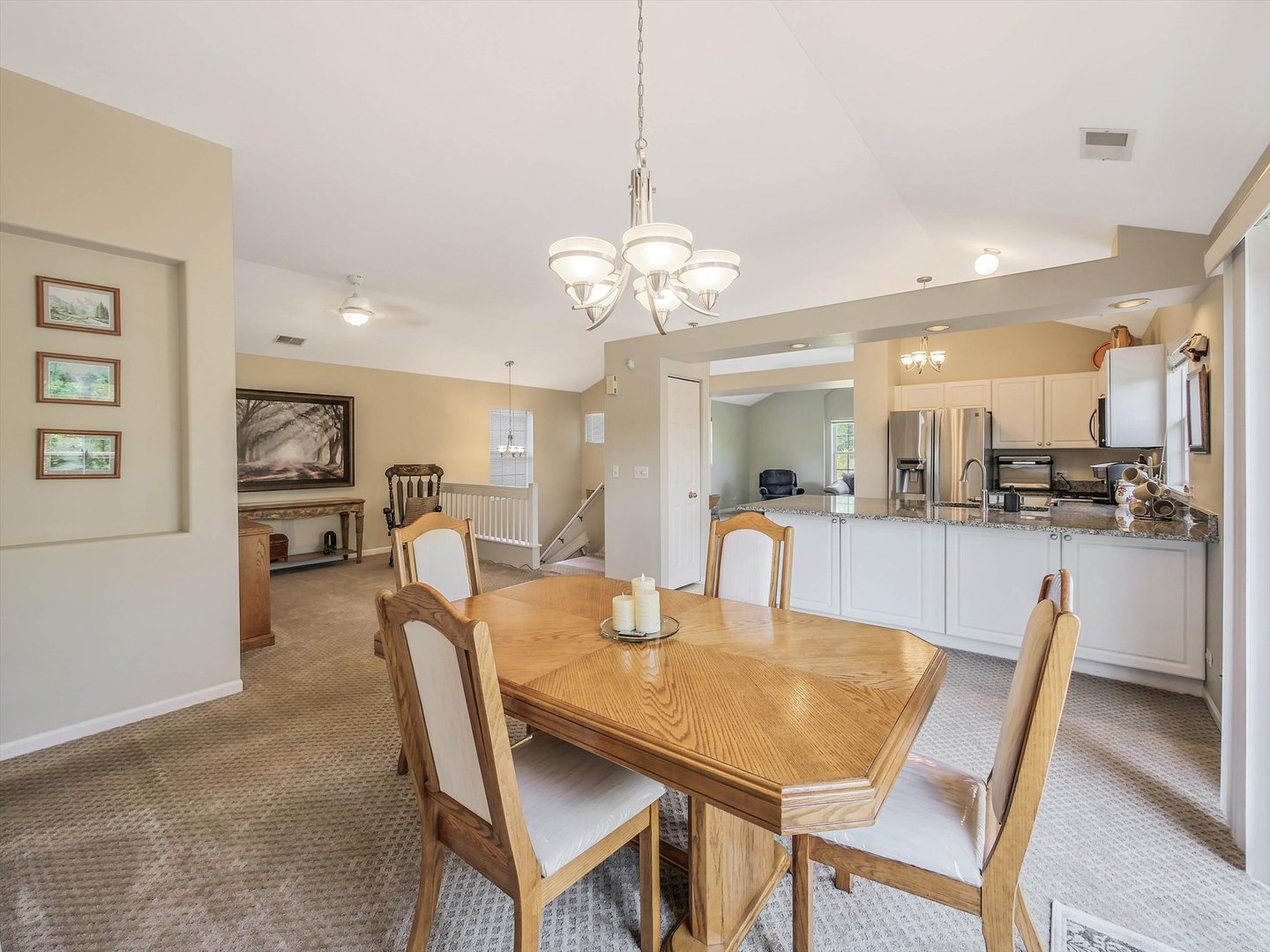 2nd image of 7323 Grandview Ct #7323, Carpentersville, IL 60110 | MLS# 12657664