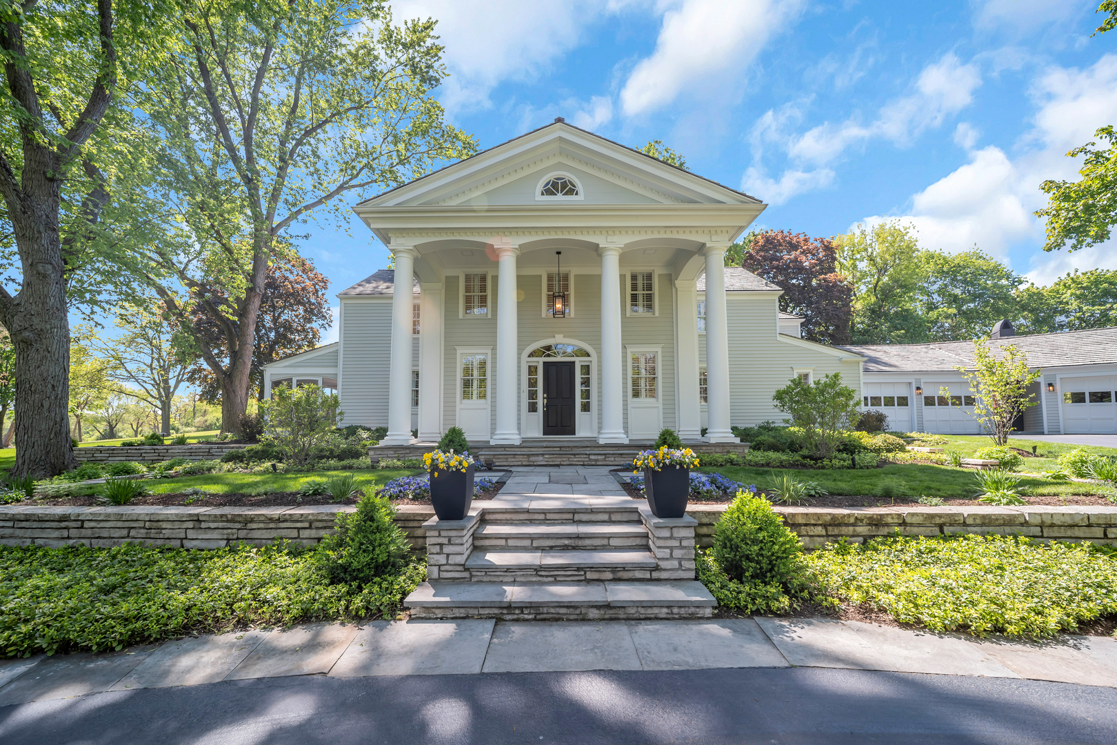 Homes for sale in Barrington Hills, IL | 32 Otis Rd, Barrington Hills, IL 60010 | MLS# 12657771