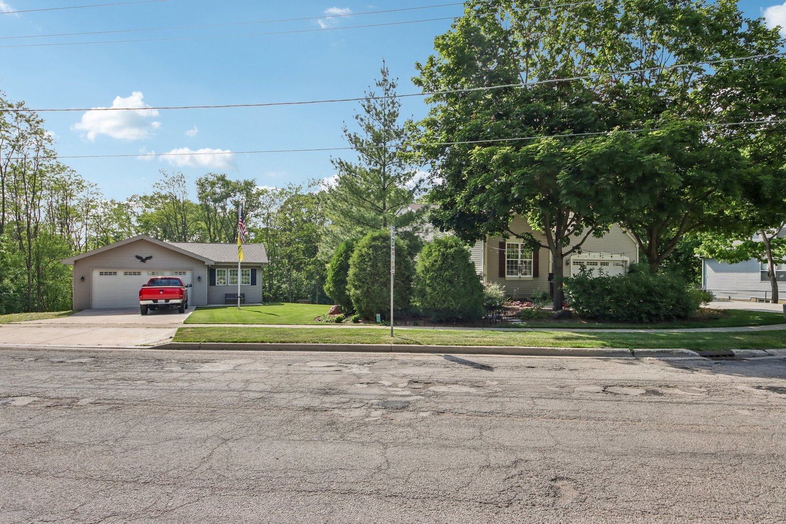 Homes for sale in Fox Lake, IL | 150 Forest Ave, Fox Lake, IL 60020 | MLS# 12657809