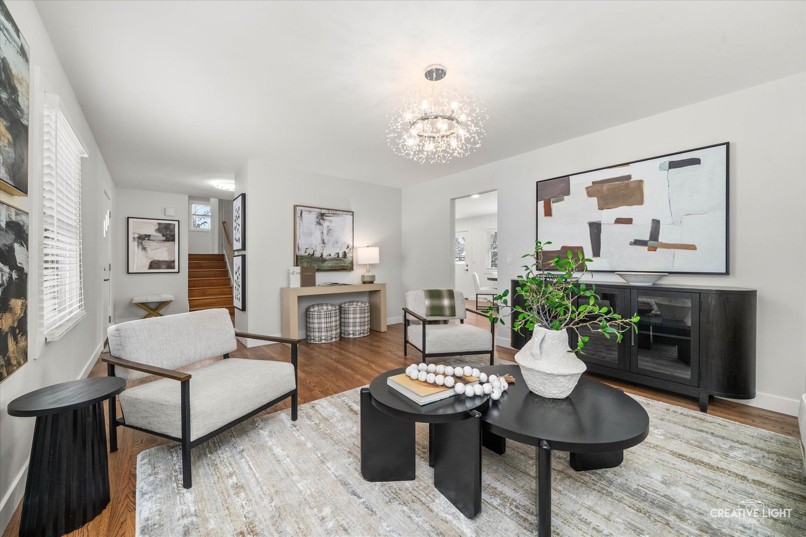 5th image of 704 Plainfield Rd, Downers Grove, IL 60516 | MLS# 12657859