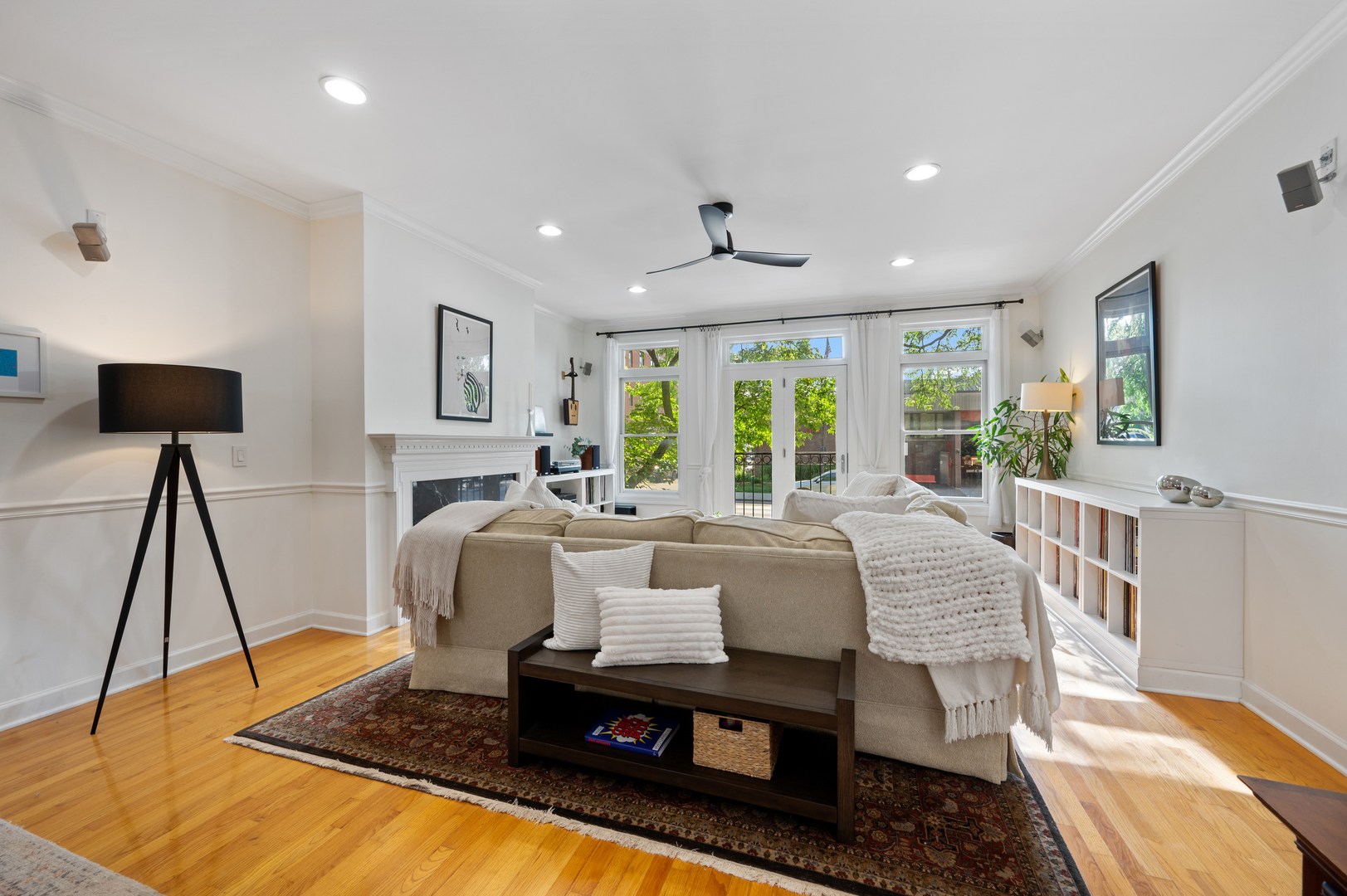 Homes for sale in Chicago, IL | 3806 N Damen Ave #1, Chicago, IL 60618 | MLS# 12657906