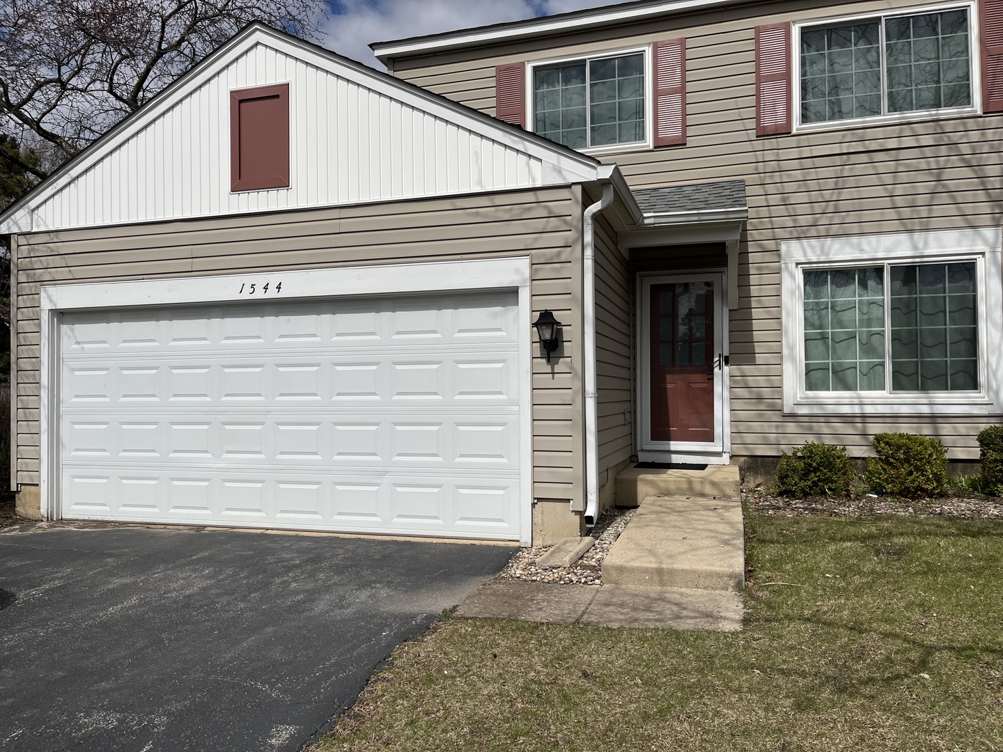 Homes for sale in Naperville, IL | 1544 Normantown Rd, Naperville, IL 60564 | MLS# 12657958