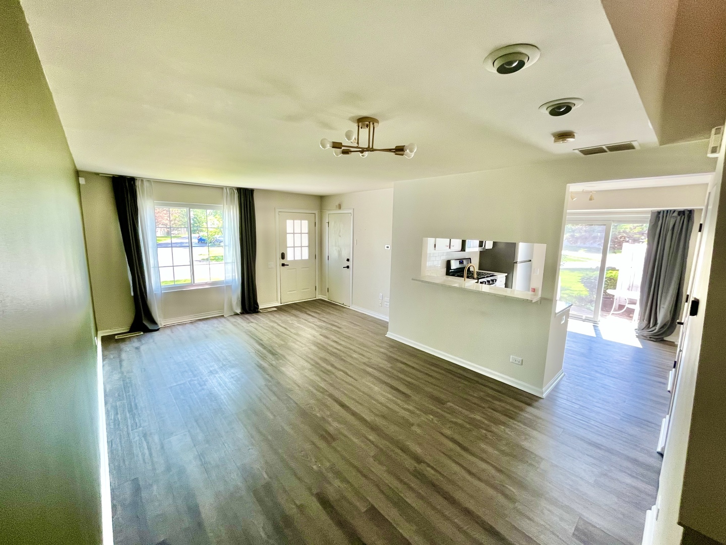 Homes for sale in Naperville, IL | 1544 Normantown Rd, Naperville, IL 60564 | MLS# 12657958