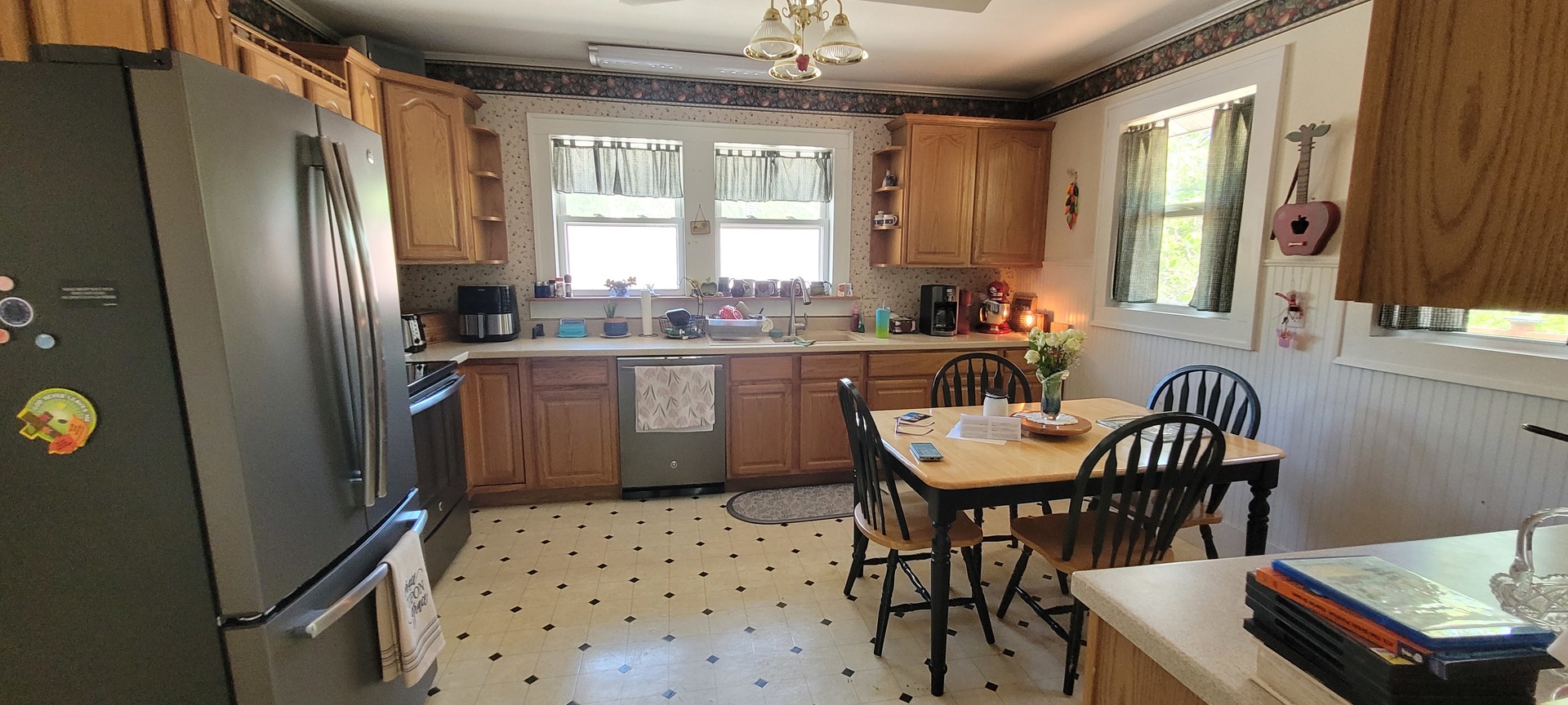 Homes for sale in Mt Vernon, IL | 1010 Wilshire Dr, Mt Vernon, IL 62864 | MLS# 12658066