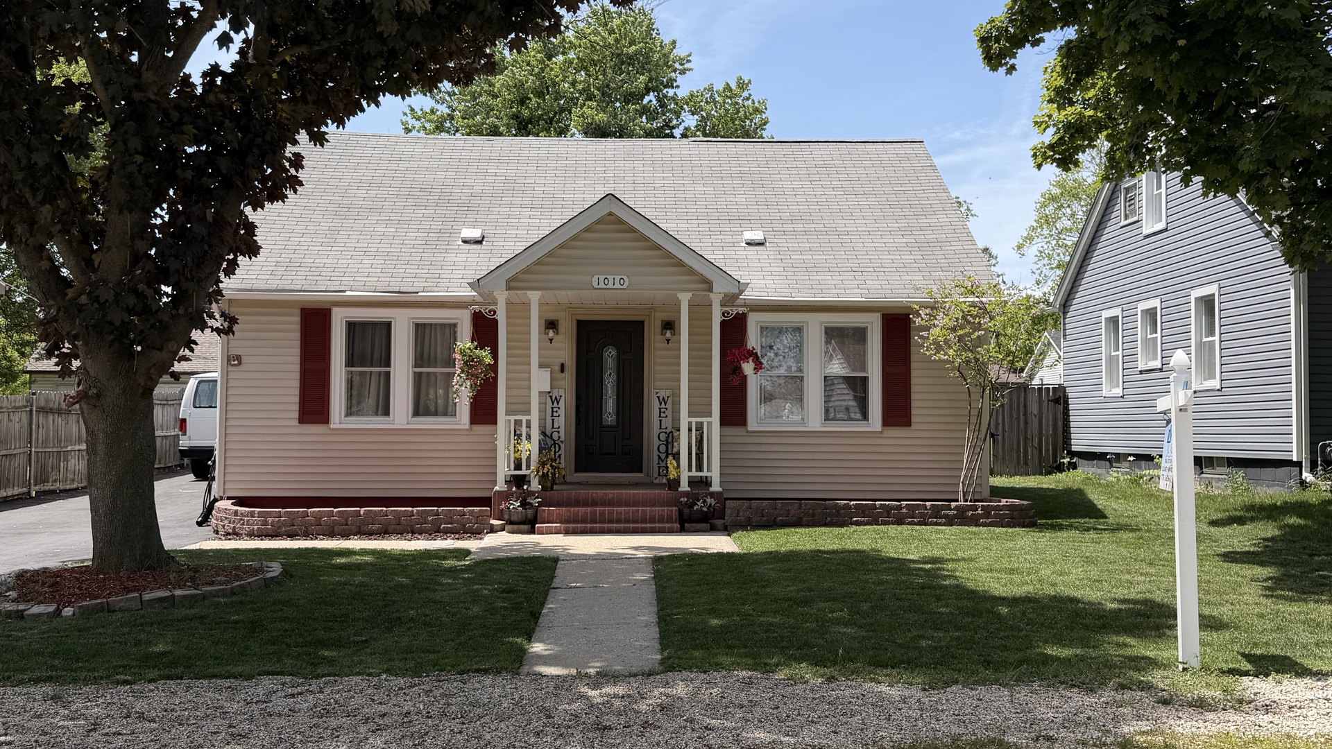 Homes for sale in Antioch, IL | 1010 Osmond Ave, Antioch, IL 60002 | MLS# 12658167