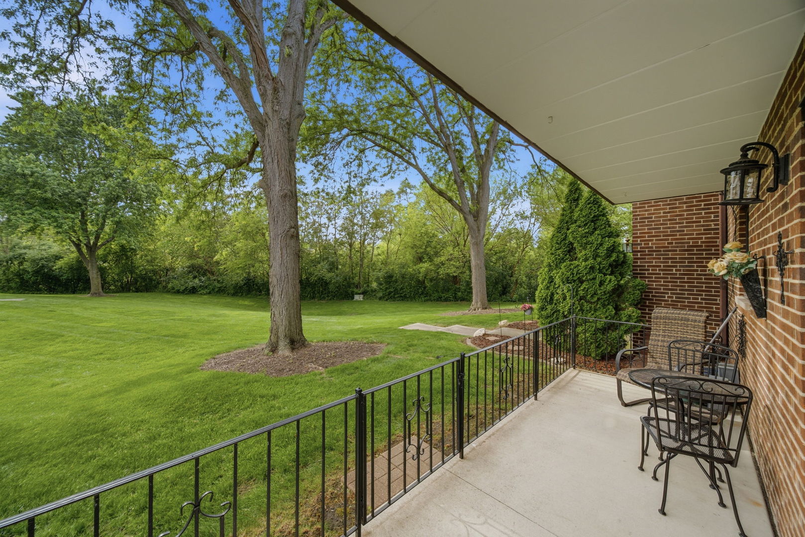 Homes for sale in Palos Hills, IL | 11012 S Theresa Cir #1C, Palos Hills, IL 60465 | MLS# 12658186