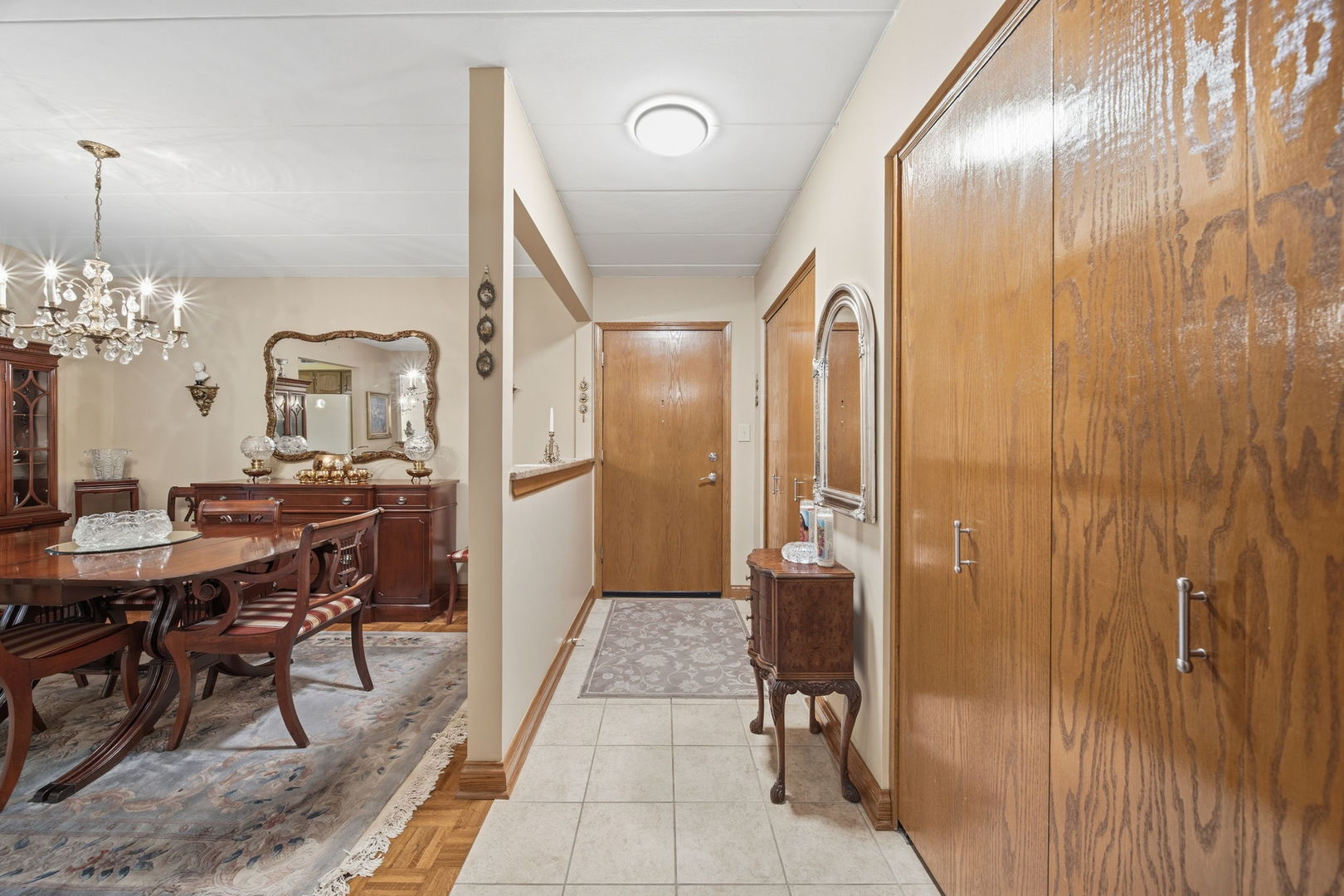 Homes for sale in Palos Hills, IL | 11012 S Theresa Cir #1C, Palos Hills, IL 60465 | MLS# 12658186