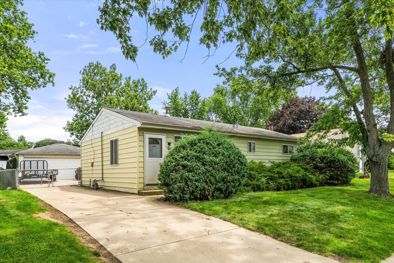 1st image of 1629 Charles Dr, Glendale Heights, IL 60139 | MLS# 12658217