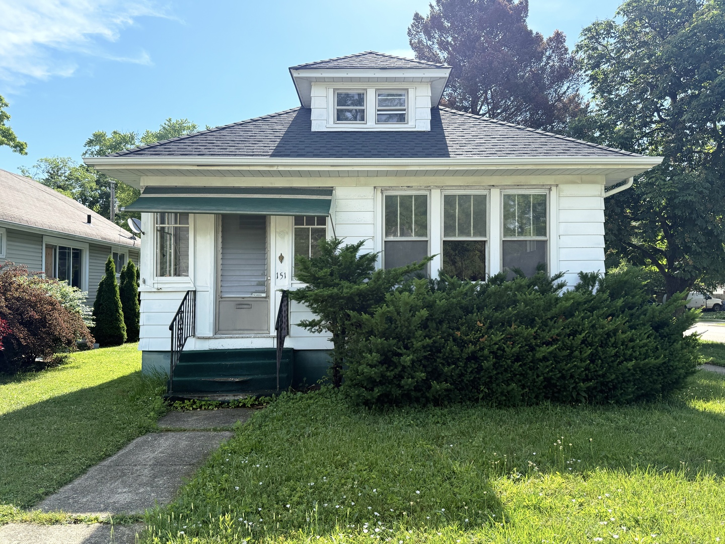 Homes for sale in Waukegan, IL | 151 S Martin Ave, Waukegan, IL 60085 | MLS# 12658249