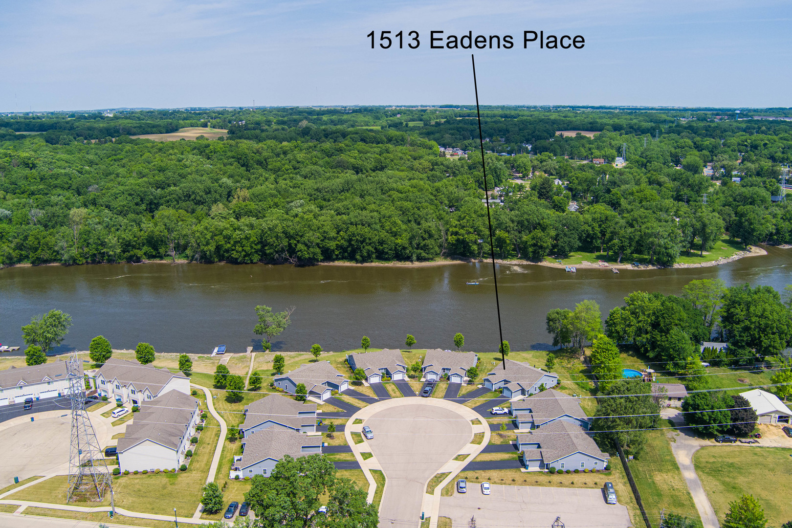 Homes for sale in Dixon, IL | 1513 Eadens Pl, Dixon, IL 61021 | MLS# 12658279
