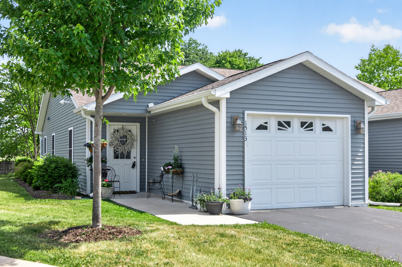 Homes for sale in Dixon, IL | 1513 Eadens Pl, Dixon, IL 61021 | MLS# 12658279