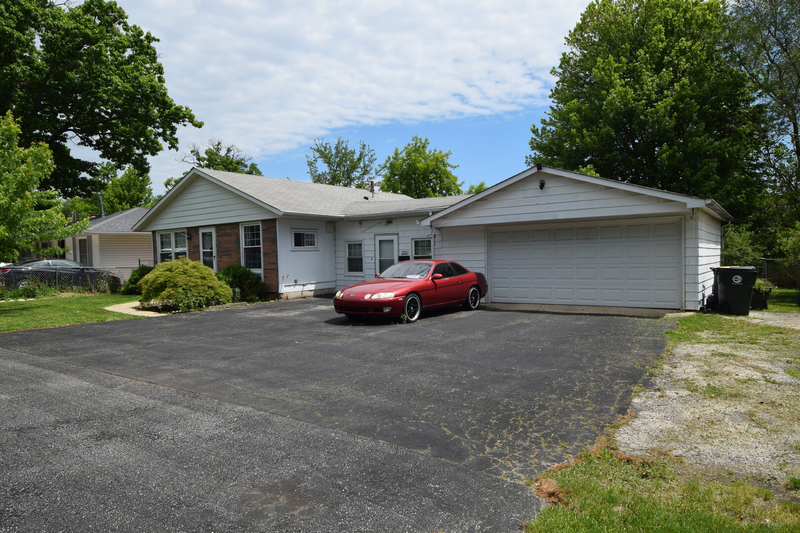 Homes for sale in Round Lake Beach, IL | 1531 N East End Ave, Round Lake Beach, IL 60073 | MLS# 12658293