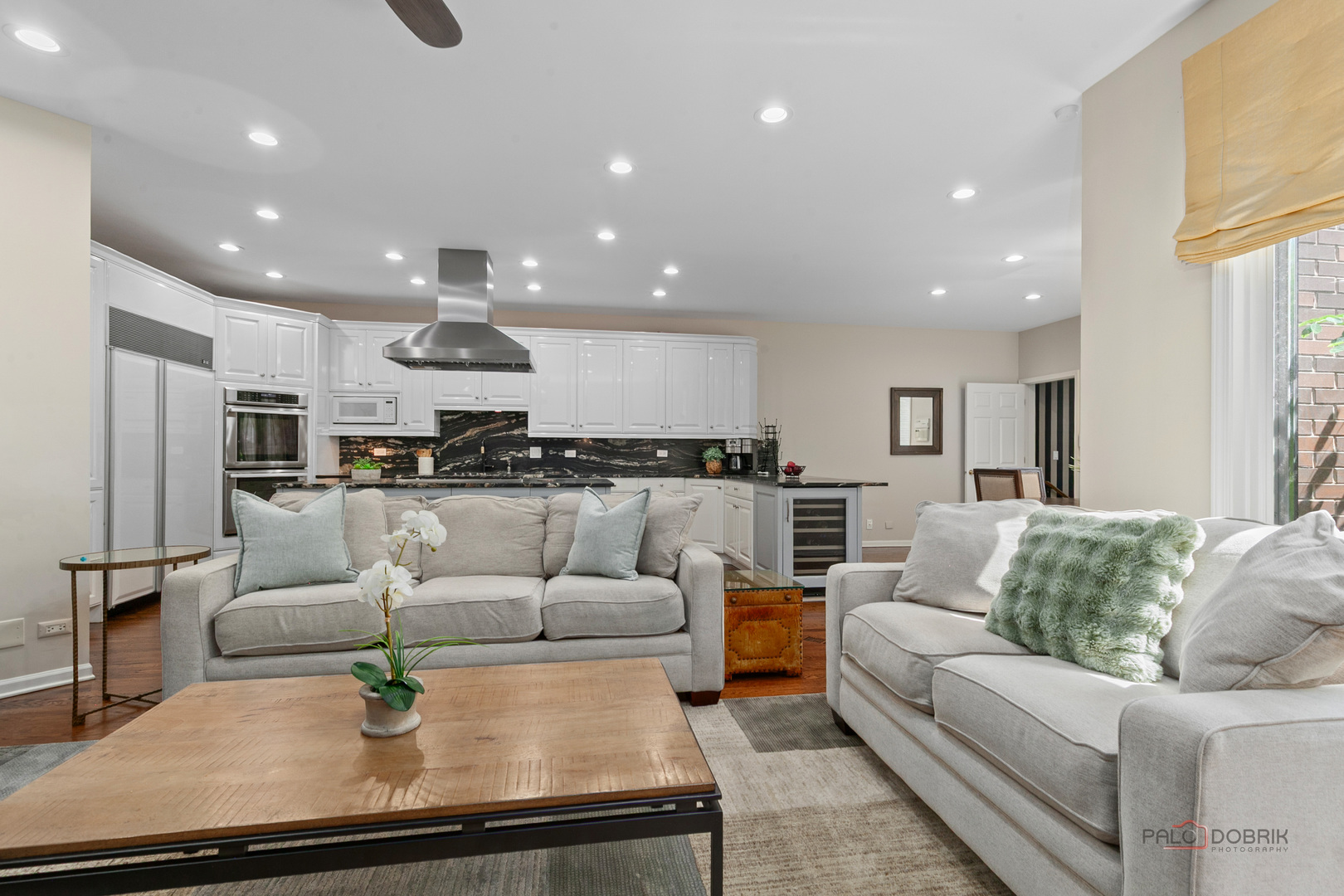 Homes for sale in Hinsdale, IL | 1302 Hawthorne Ln #1302, Hinsdale, IL 60521 | MLS# 12658295