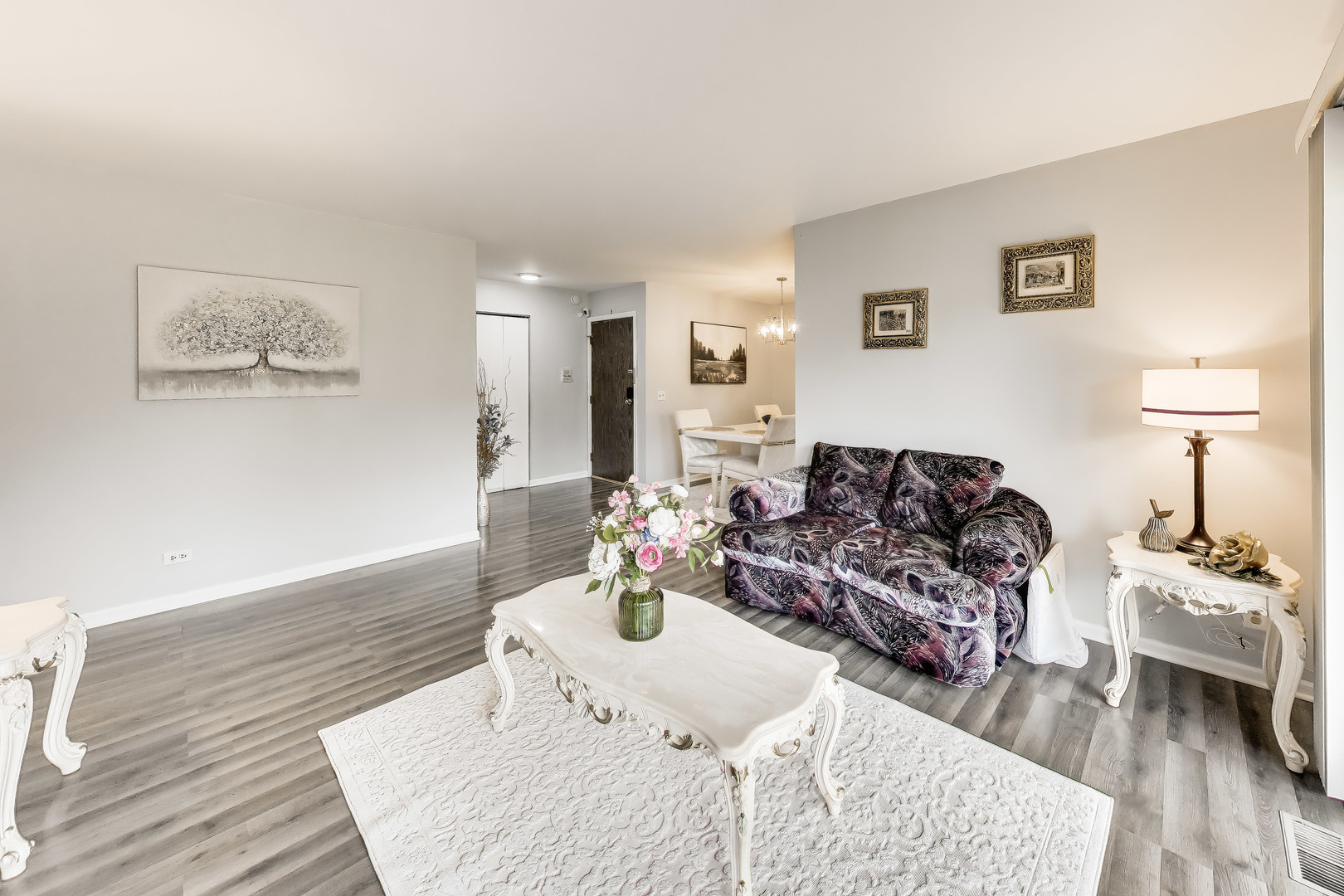 3rd image of 1264 Williamsburg Dr #D1, Schaumburg, IL 60193 | MLS# 12658385