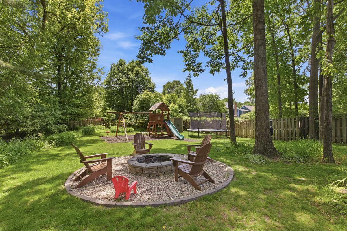 Homes for sale in Gurnee, IL | 4669 Kingsway N, Gurnee, IL 60031 | MLS# 12658398