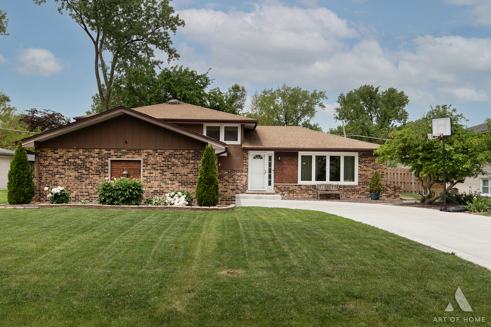 Homes for sale in Palos Hills, IL | 10136 Charles Ave, Palos Hills, IL 60465 | MLS# 12658416