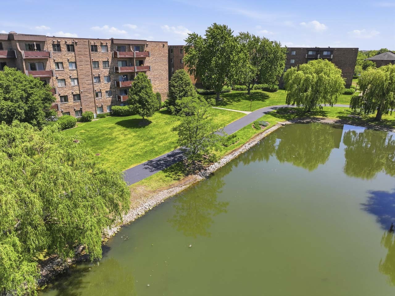 Homes for sale in Elk Grove Village, IL | 720 Wellington Ave #509, Elk Grove Village, IL 60007 | MLS# 12658858