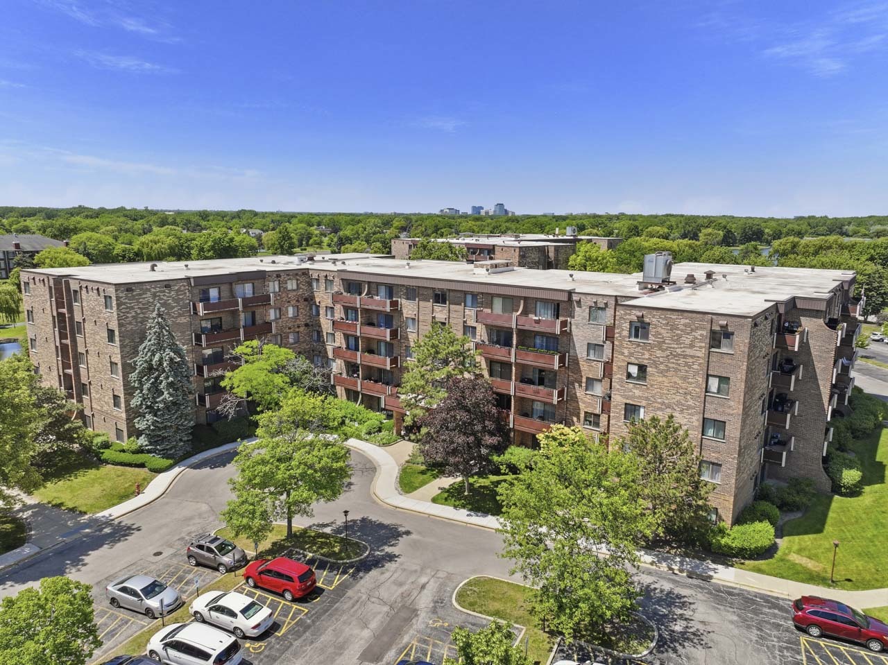 Homes for sale in Elk Grove Village, IL | 720 Wellington Ave #509, Elk Grove Village, IL 60007 | MLS# 12658858