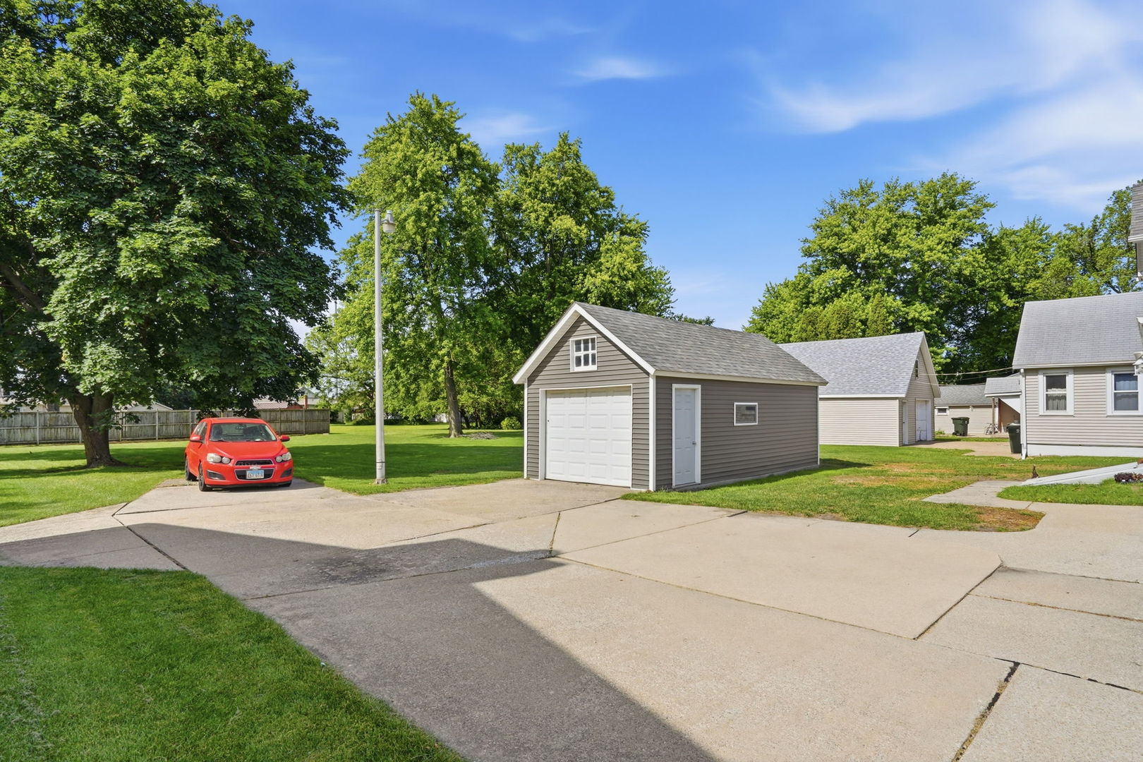 Homes for sale in Geneseo, IL | 526 E Orange St, Geneseo, IL 61254 | MLS# 12658938