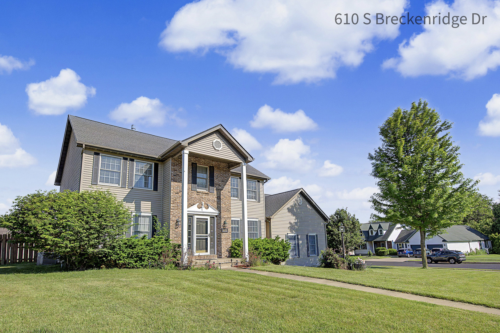 Homes for sale in Dunlap, IL | 610 S Breckenridge Dr, Dunlap, IL 61525 | MLS# 12658962