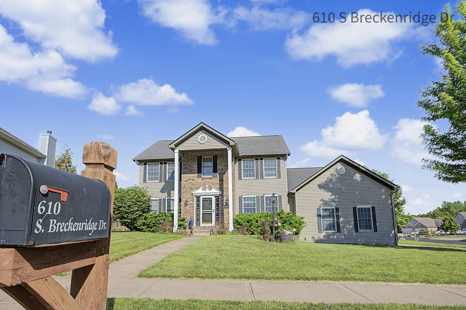Homes for sale in Dunlap, IL | 610 S Breckenridge Dr, Dunlap, IL 61525 | MLS# 12658962