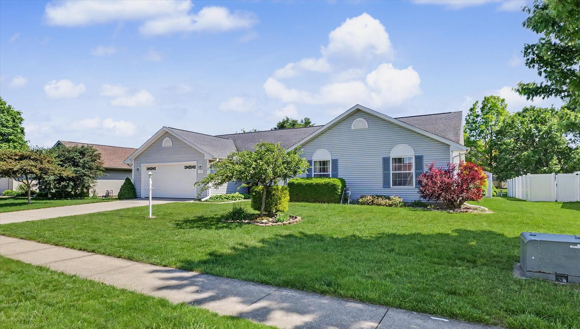 Homes for sale in St. Joseph, IL | 1507 E Grand Ave, St. Joseph, IL 61873 | MLS# 12659111