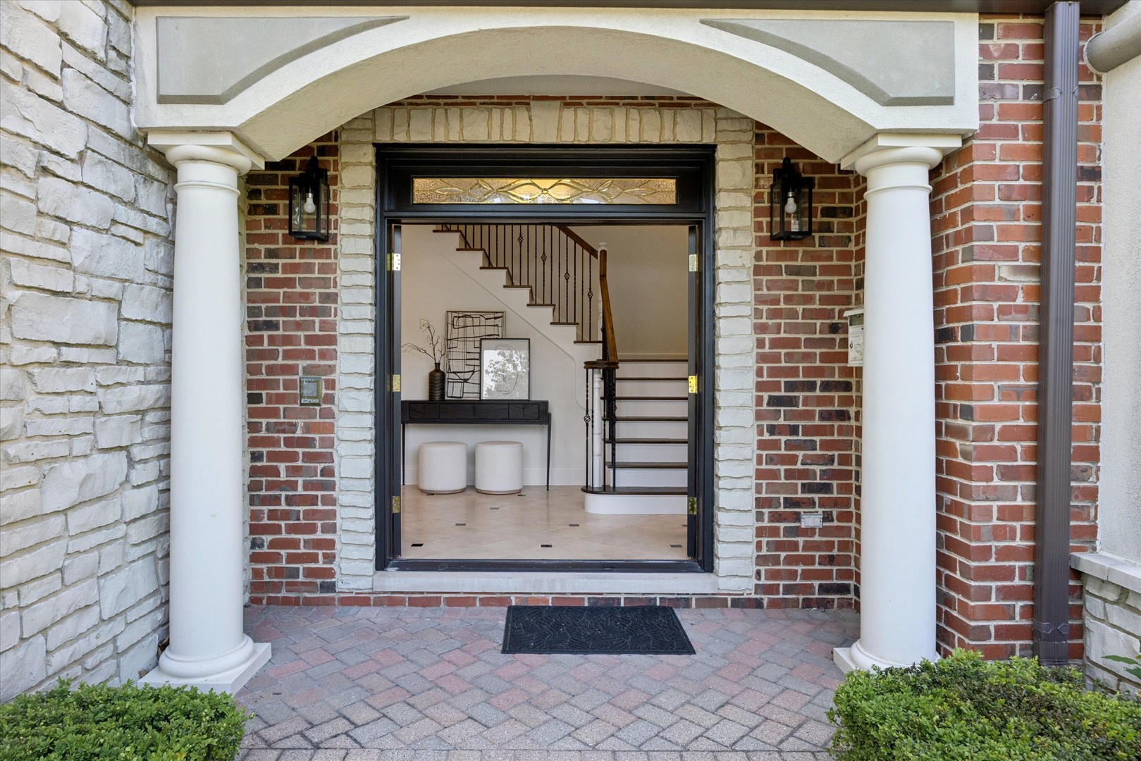 Homes for sale in Hinsdale, IL | 417 W 9th St, Hinsdale, IL 60521 | MLS# 12659339