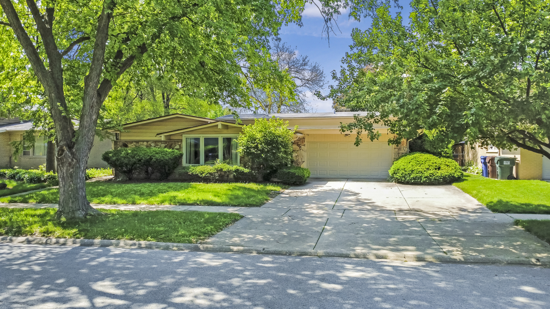 Homes for sale in Glenwood, IL | 1028 W Ohio St, Glenwood, IL 60425 | MLS# 12659349