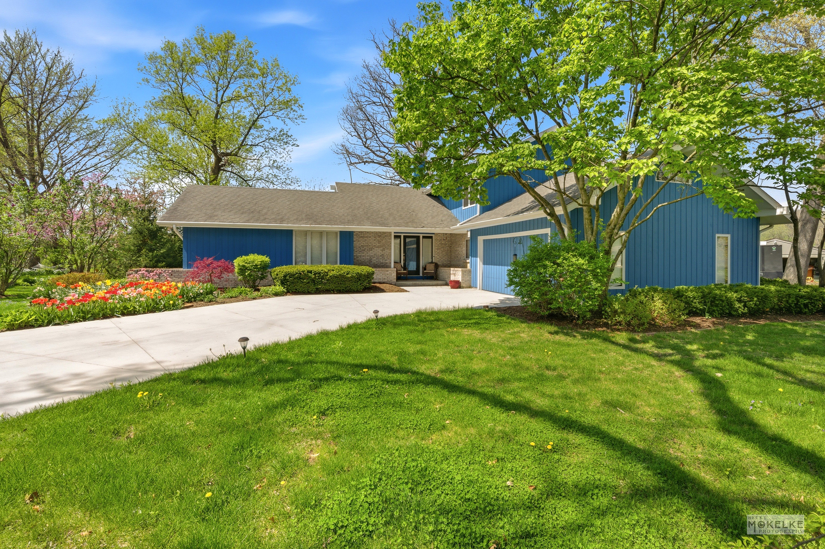 Homes for sale in Sugar Grove, IL | 3s830 Thornapple Tree Rd, Sugar Grove, IL 60554 | MLS# 12659613