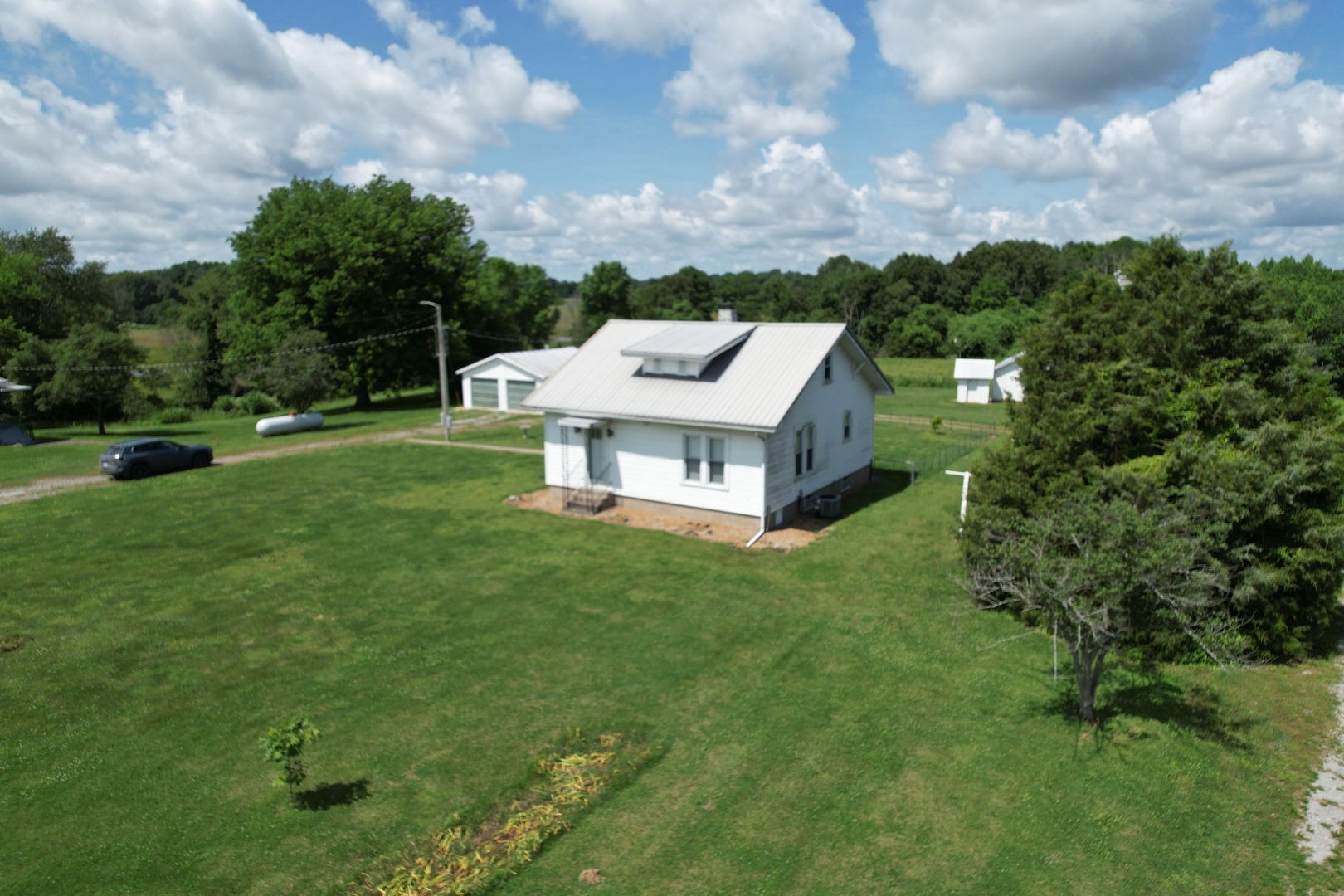 Homes for sale in Olmsted, IL | 2919 Feather Trail Rd, Olmsted, IL 62970 | MLS# 12659643