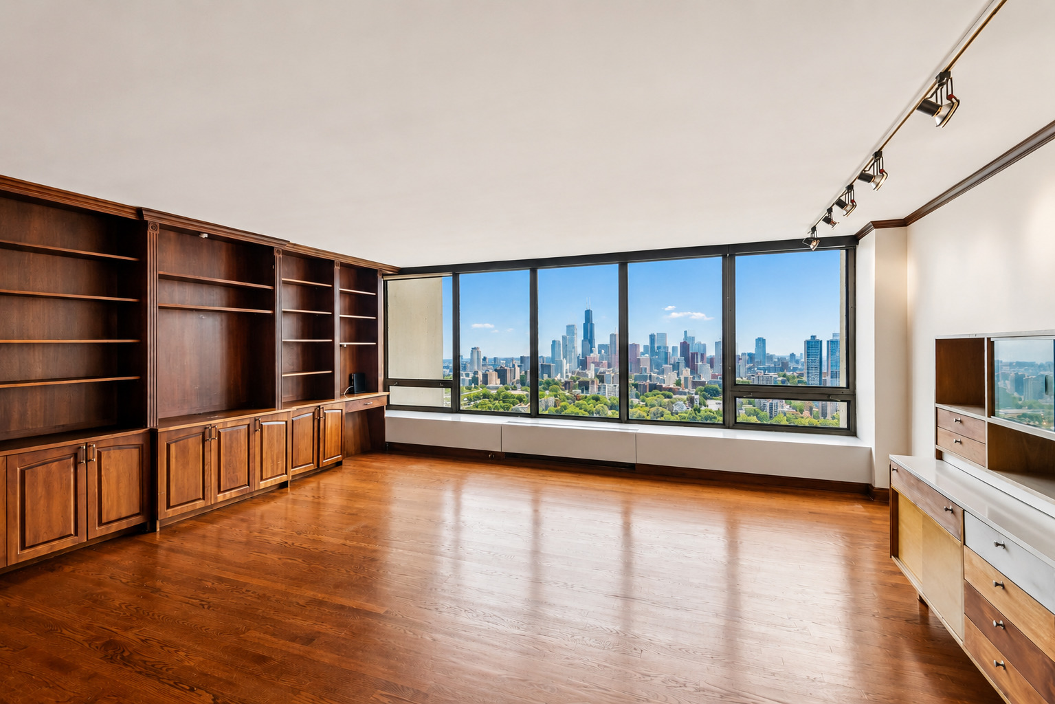 4th image of 2800 N Lake Shore Dr #2808, Chicago, IL 60657 | MLS# 12659740