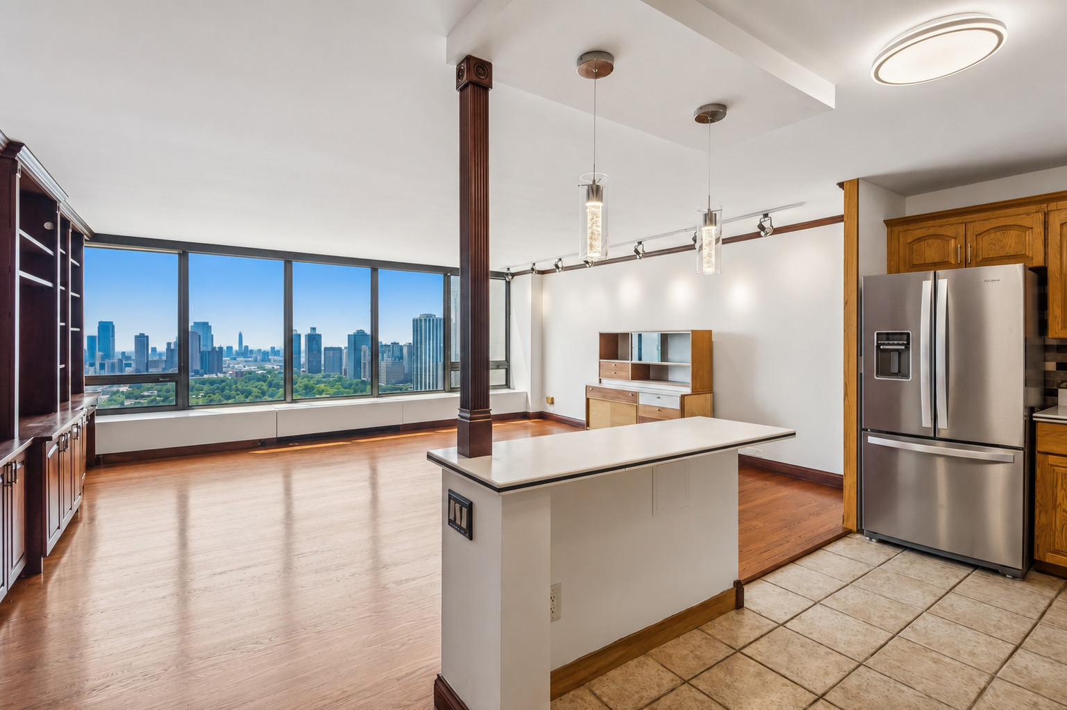 3rd image of 2800 N Lake Shore Dr #2808, Chicago, IL 60657 | MLS# 12659740