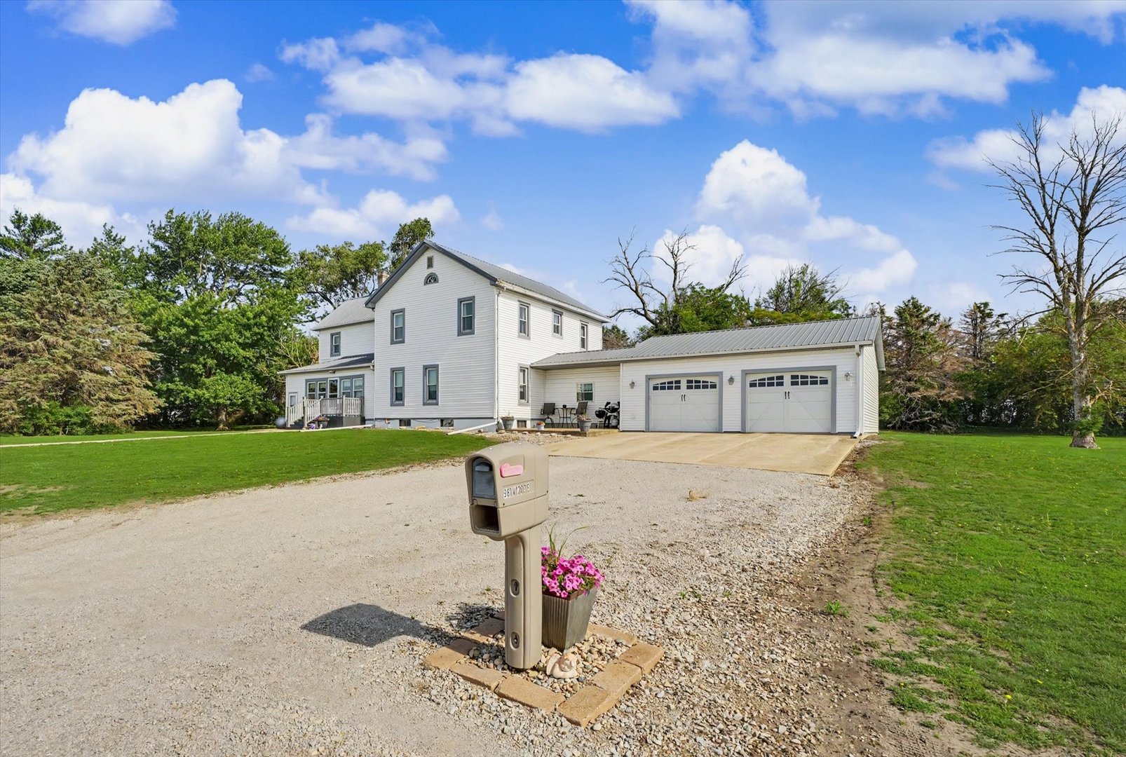 Homes for sale in Melvin, IL | 981 N 1200E Rd, Melvin, IL 60952 | MLS# 12659750