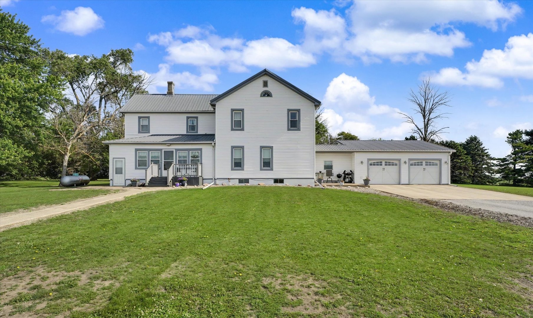 Homes for sale in Melvin, IL | 981 N 1200e Rd, Melvin, IL 60952 | MLS# 12659750