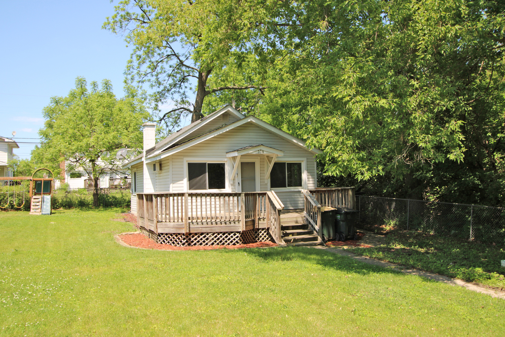 Homes for sale in Round Lake Beach, IL | 338 E Lakeview Ave, Round Lake Beach, IL 60073 | MLS# 12659983
