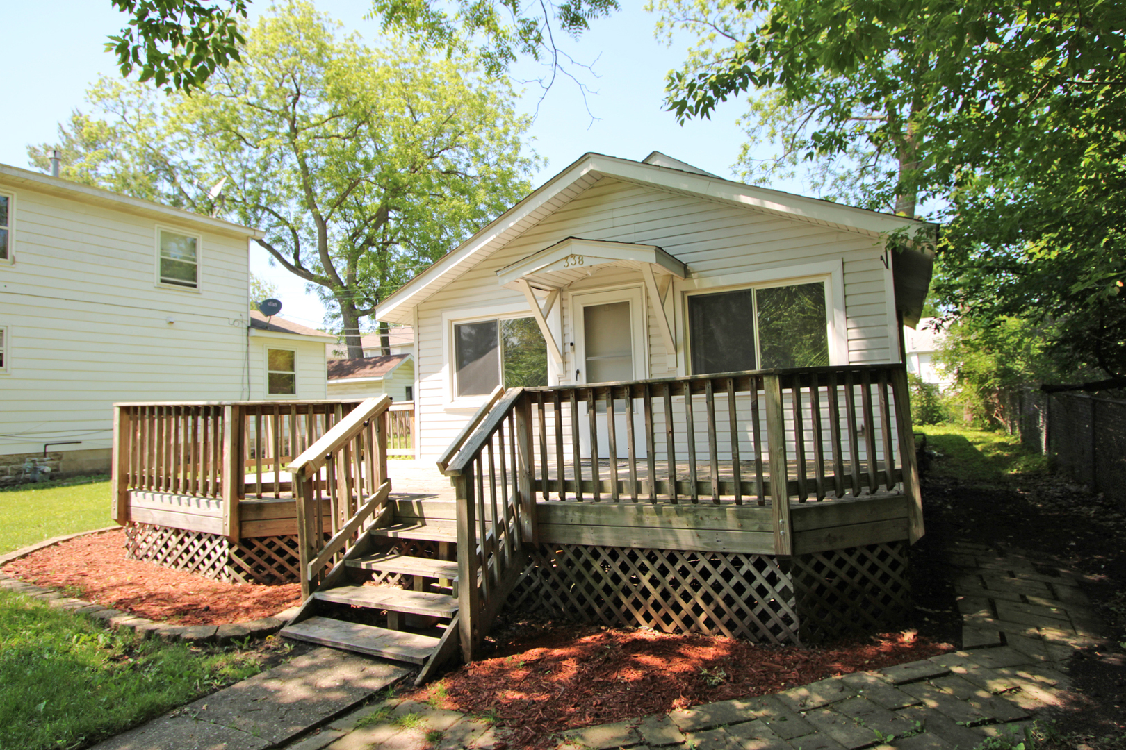 Homes for sale in Round Lake Beach, IL | 338 E Lakeview Ave, Round Lake Beach, IL 60073 | MLS# 12659983