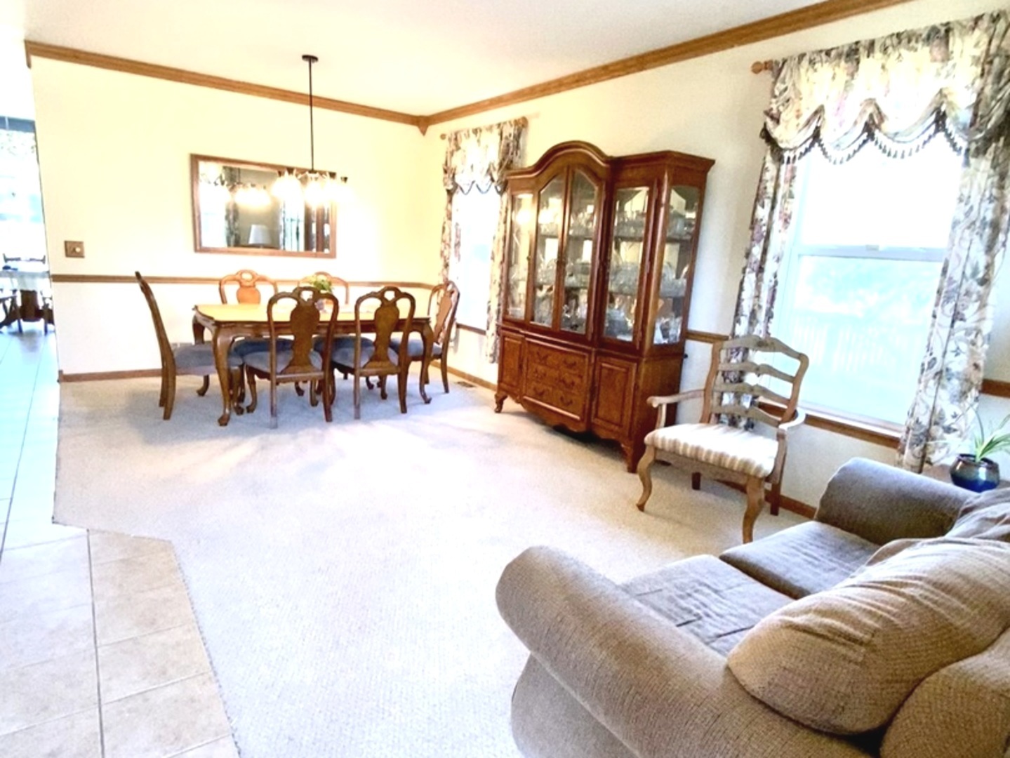 Homes for sale in Antioch, IL | 1056 Deertrail Ct, Antioch, IL 60002 | MLS# 12660169