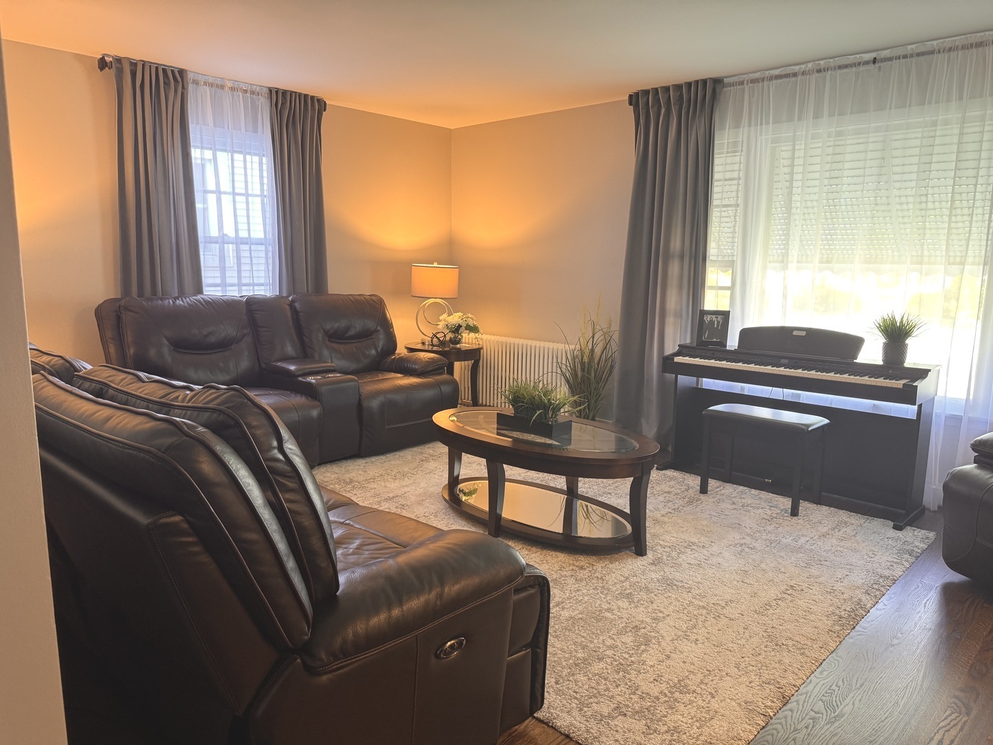 3rd image of 1314 S Cora St, Des Plaines, IL 60018 | MLS# 12660224