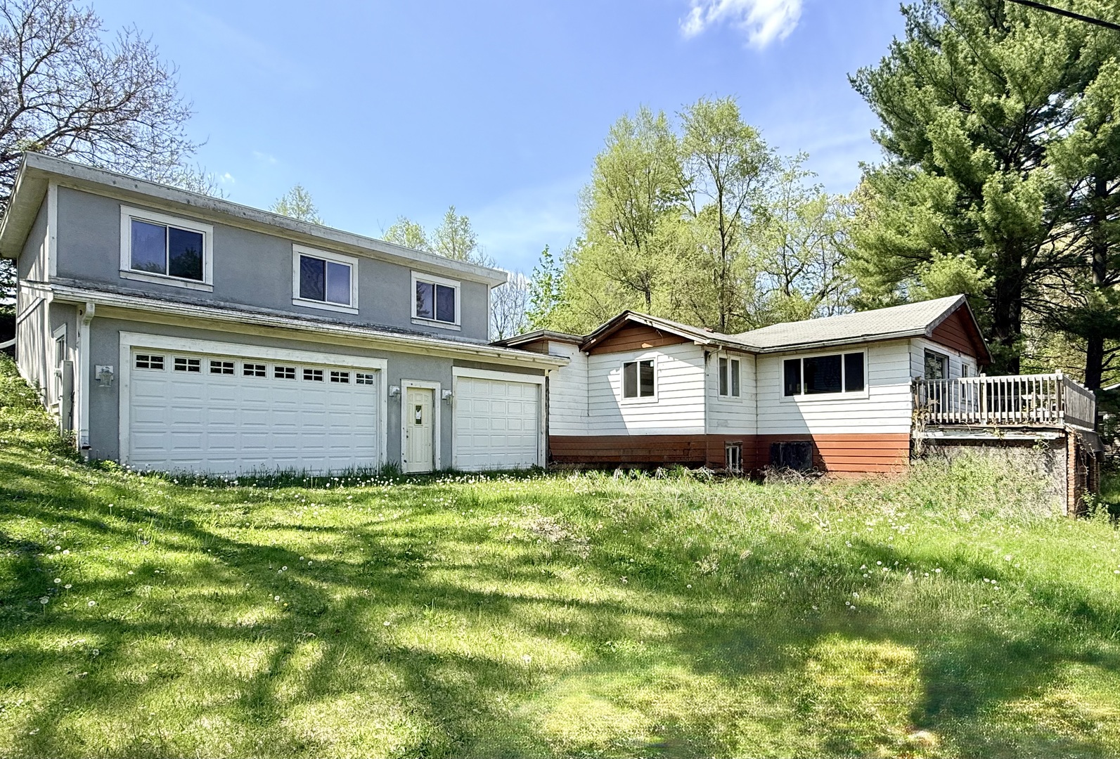 Homes for sale in Wonder Lake, IL | 4923 W Wonder Lake Dr, Wonder Lake, IL 60097 | MLS# 12660561