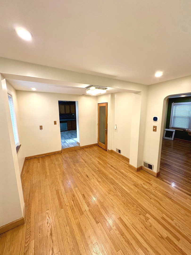 Homes for sale in Chicago, IL | 3312 W 84Th St, Chicago, IL 60652 | MLS# 12660714