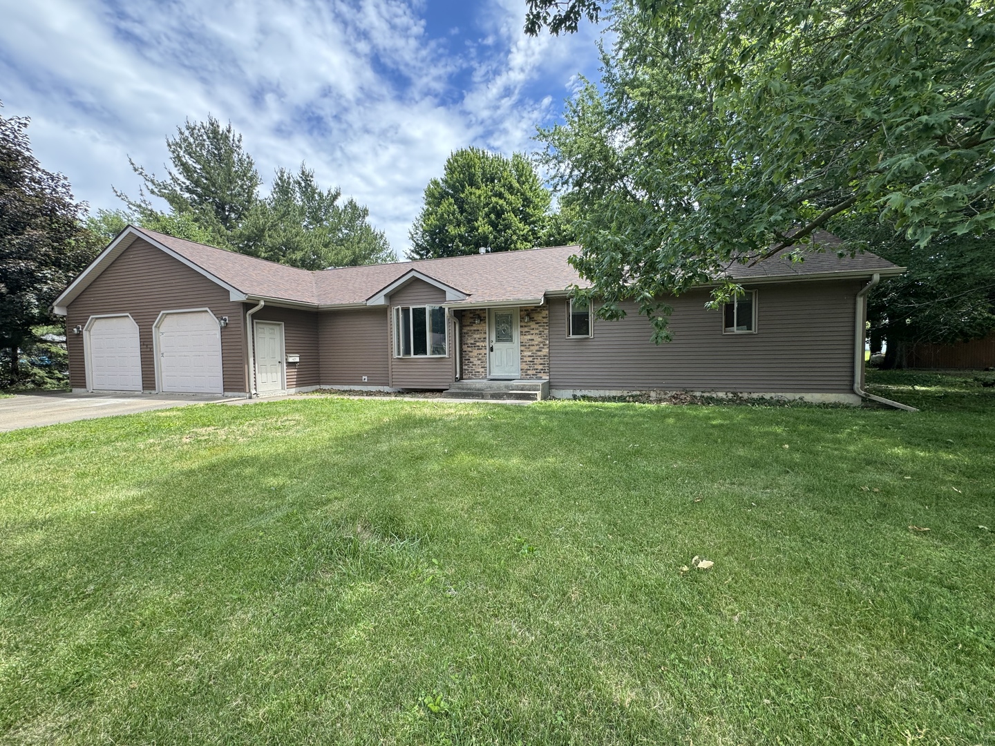 Homes for sale in Aledo, IL | 502 Sw 8th Ave, Aledo, IL 61231 | MLS# 12660725