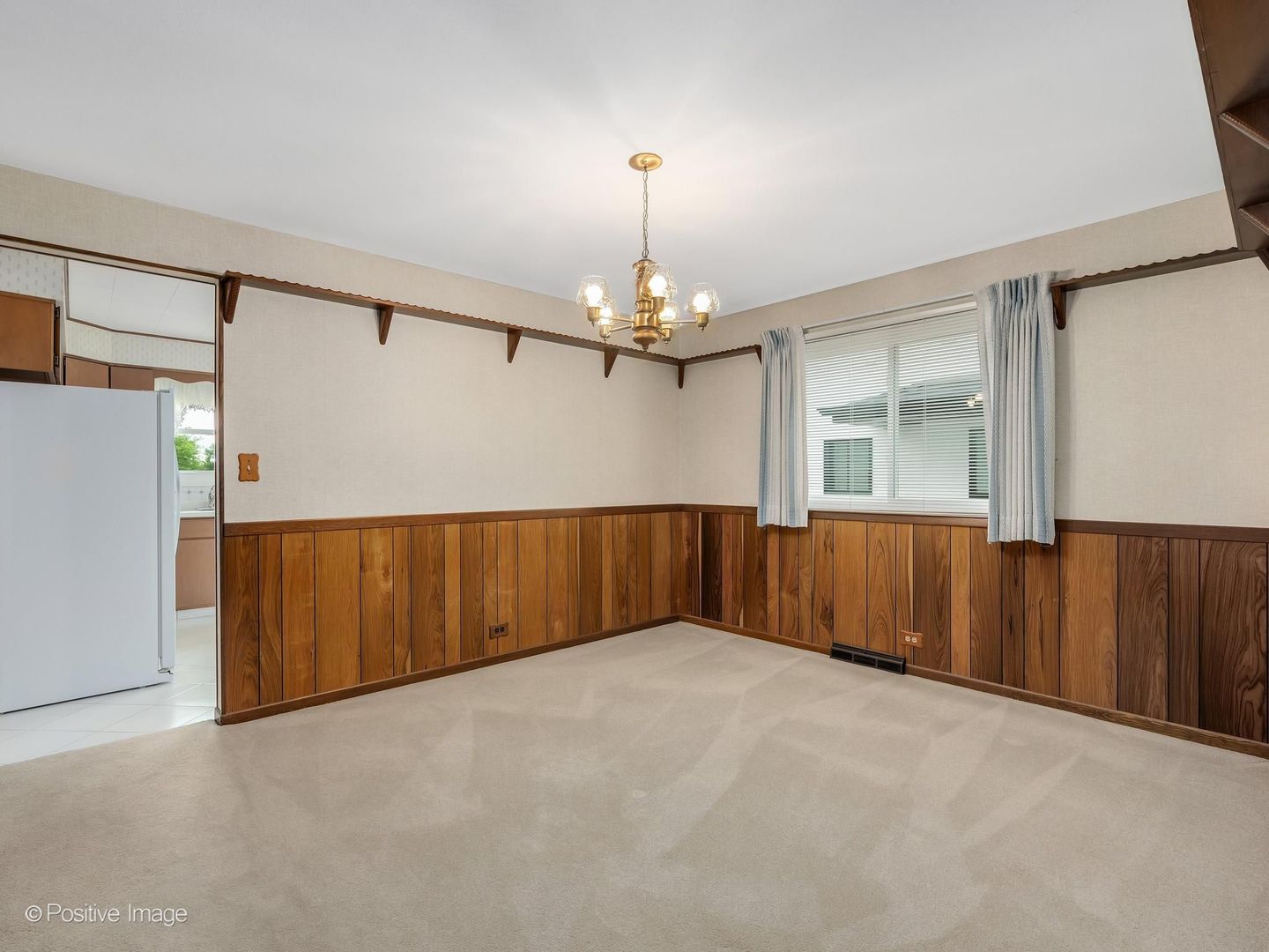 Homes for sale in Glen Ellyn, IL | 393 Grandview Ave, Glen Ellyn, IL 60137 | MLS# 12660818