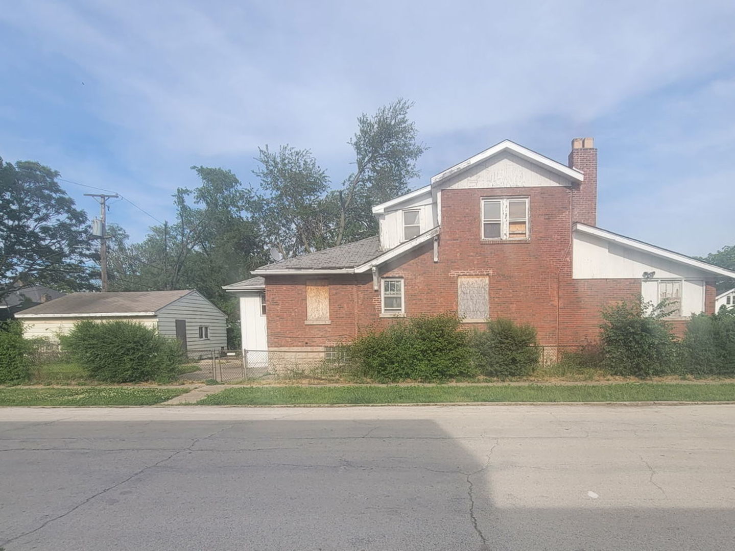 Homes for sale in Calumet City, IL | 12 Webb St, Calumet City, IL 60409 | MLS# 12660867