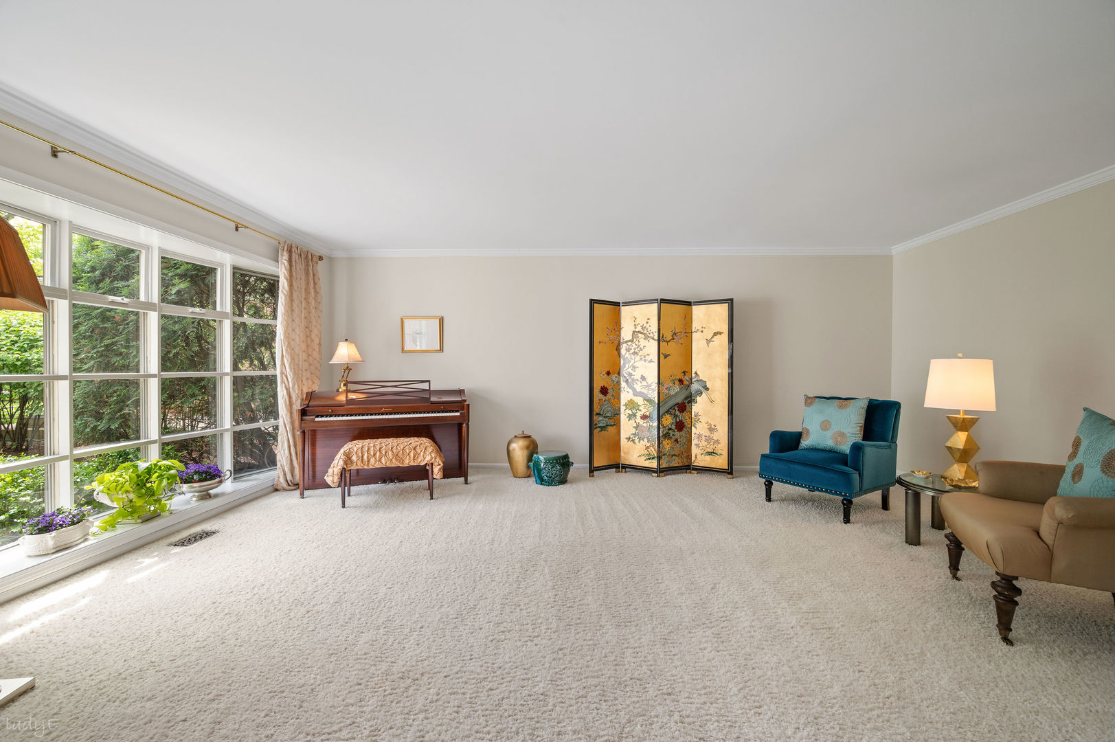 Homes for sale in Highland Park, IL | 1618 Mccraren Rd, Highland Park, IL 60035 | MLS# 12660915