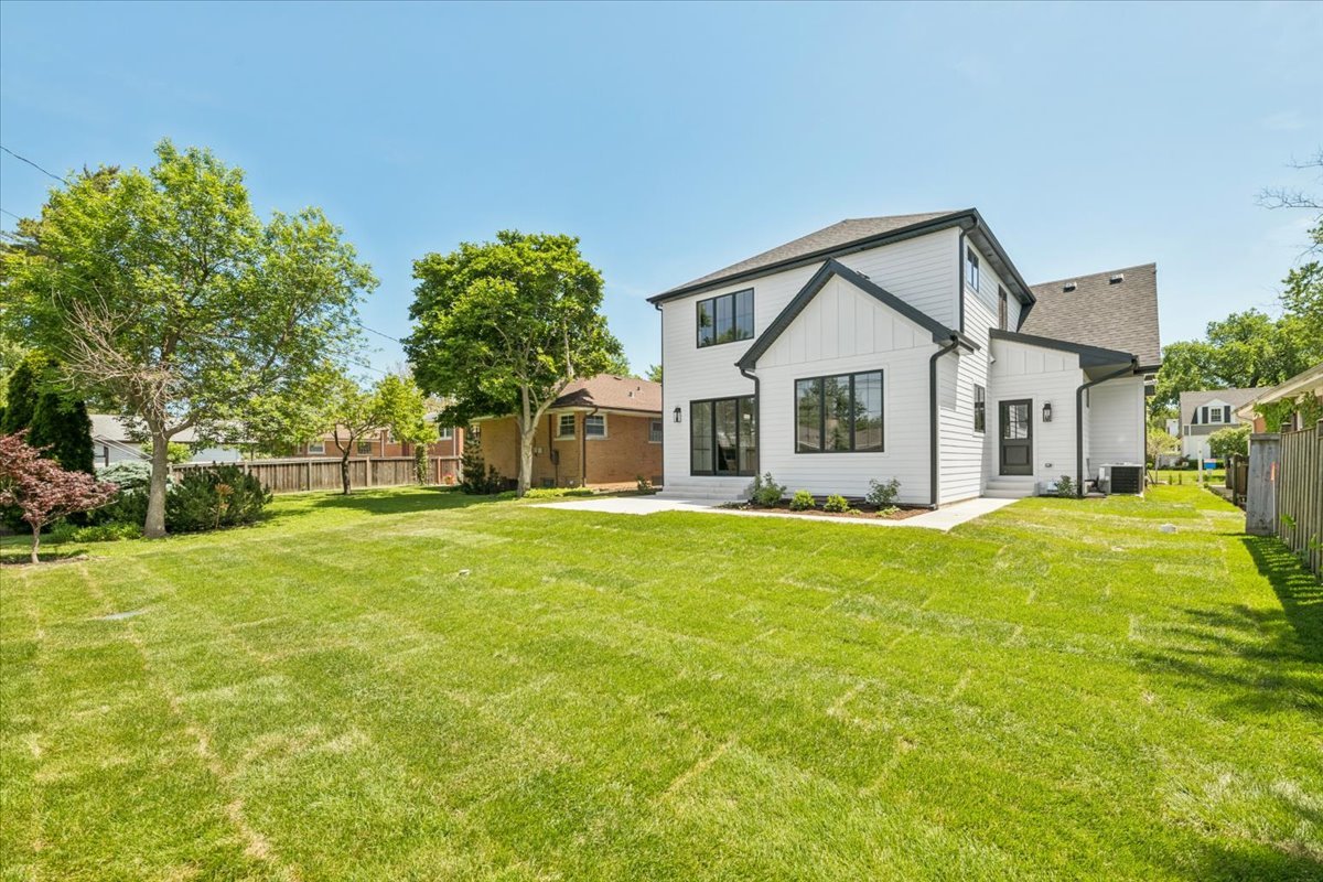 Homes for sale in Park Ridge, IL | 1404 S Ashland Ave, Park Ridge, IL 60068 | MLS# 12660940
