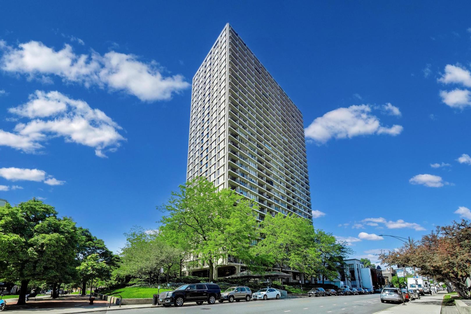 Homes for sale in Chicago, IL | 1960 N Lincoln Park West #2911, Chicago, IL 60614 | MLS# 12661003